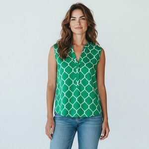 Hanna & Gracie V-Neck Top